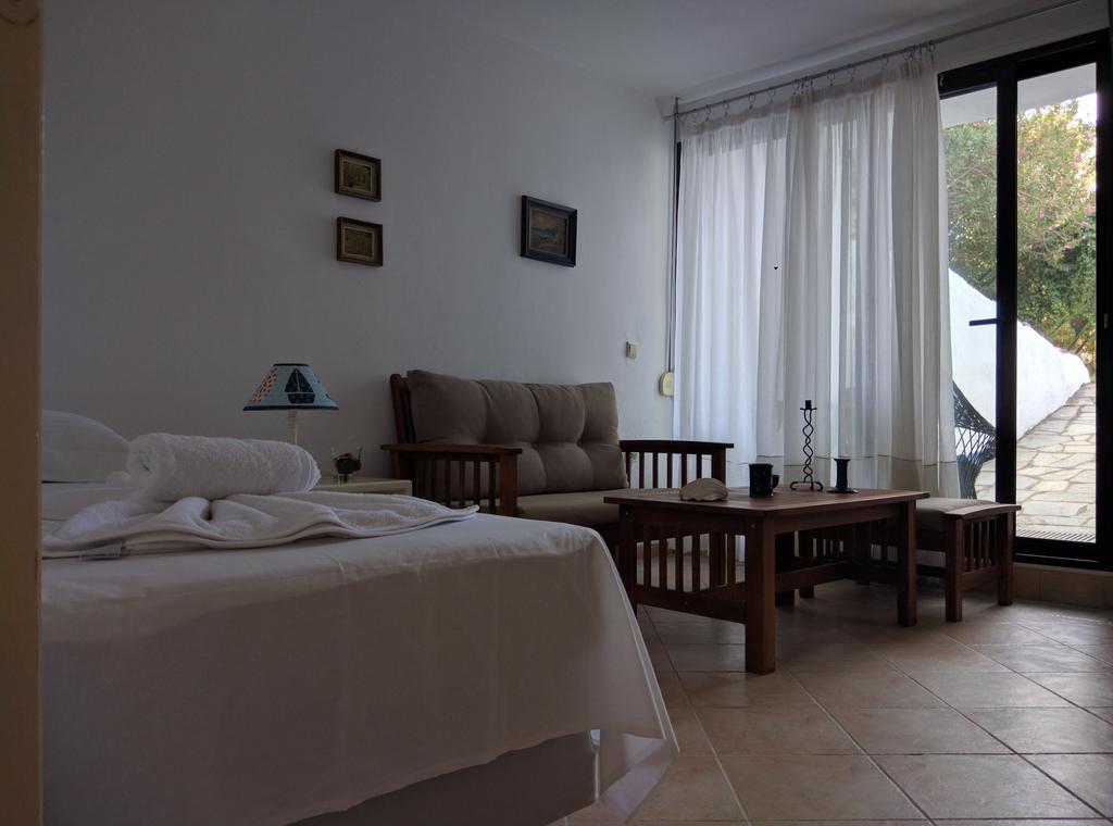 פוליכרונו Beach Front Chanioti מראה חיצוני תמונה