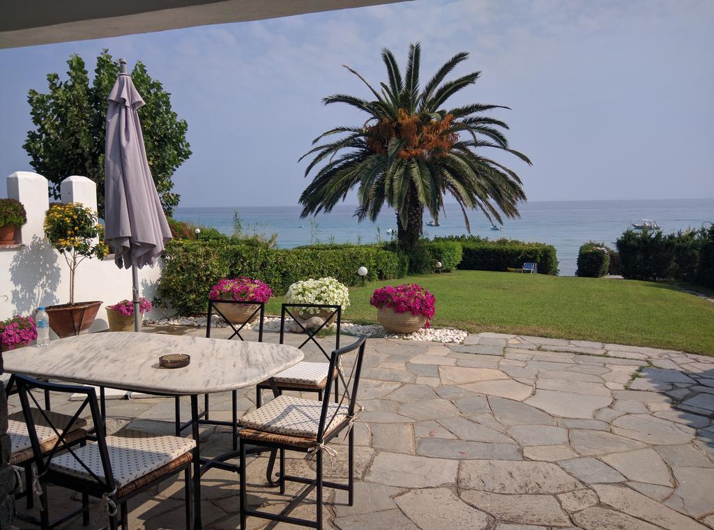 פוליכרונו Beach Front Chanioti מראה חיצוני תמונה