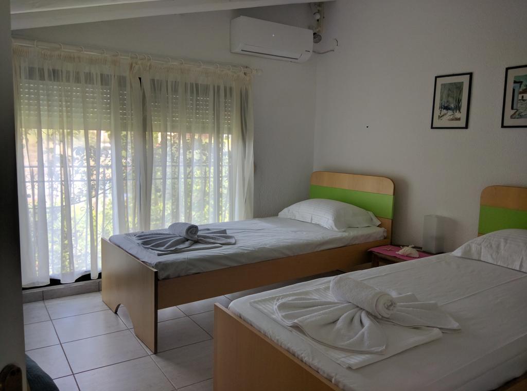 פוליכרונו Beach Front Chanioti מראה חיצוני תמונה